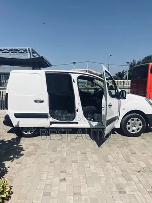 Peugeot Partenaire 2017 Blanc