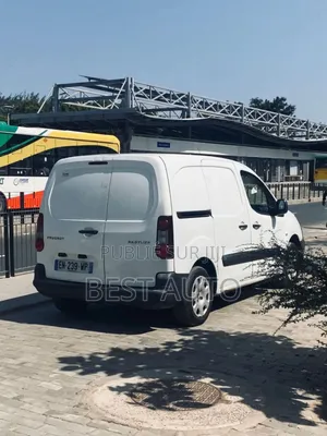 Peugeot Partenaire 2017 Blanc