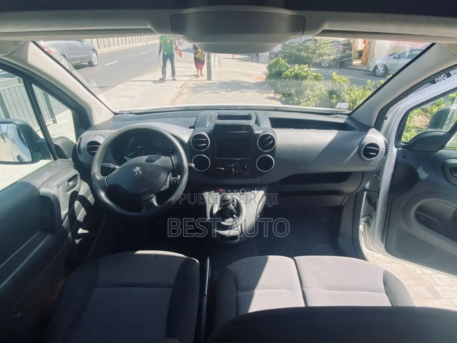 Peugeot Partenaire 2017 Blanc