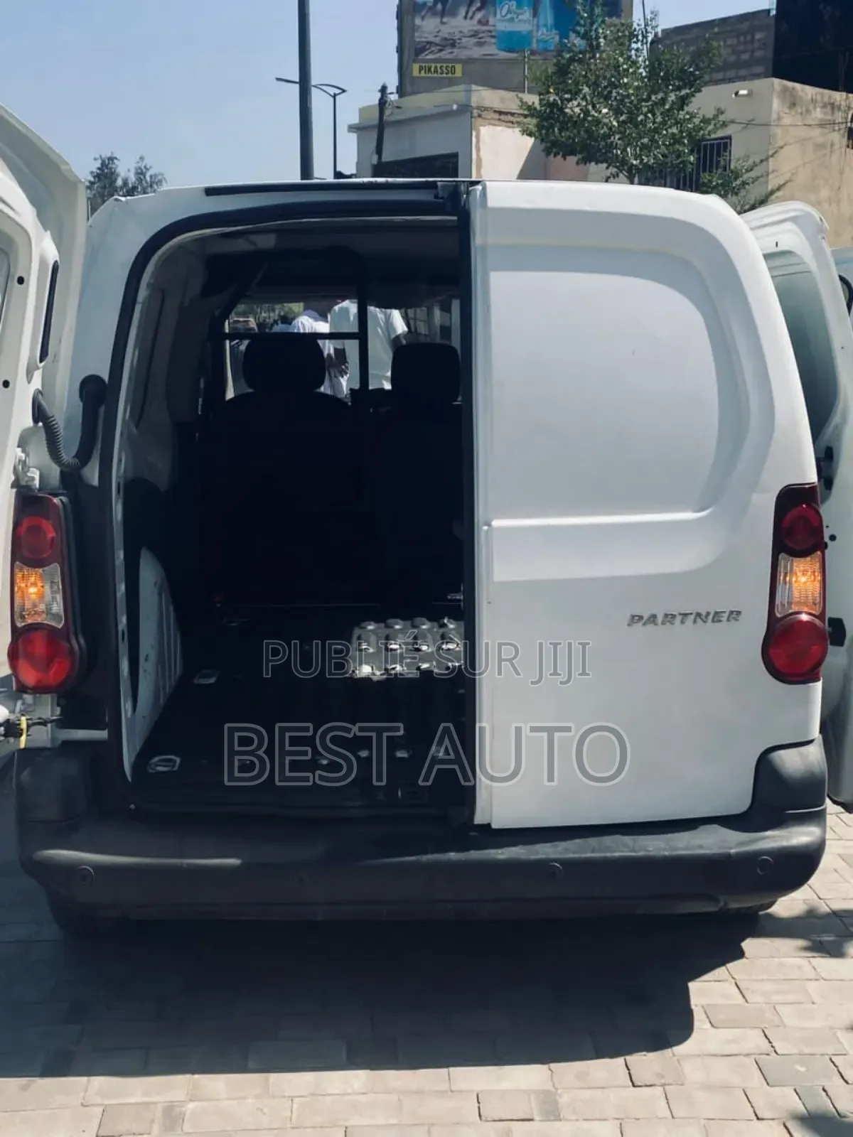 Peugeot Partenaire 2017 Blanc