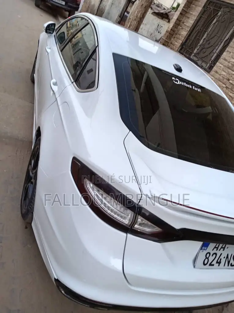 Ford Fusion 2014 Blanc