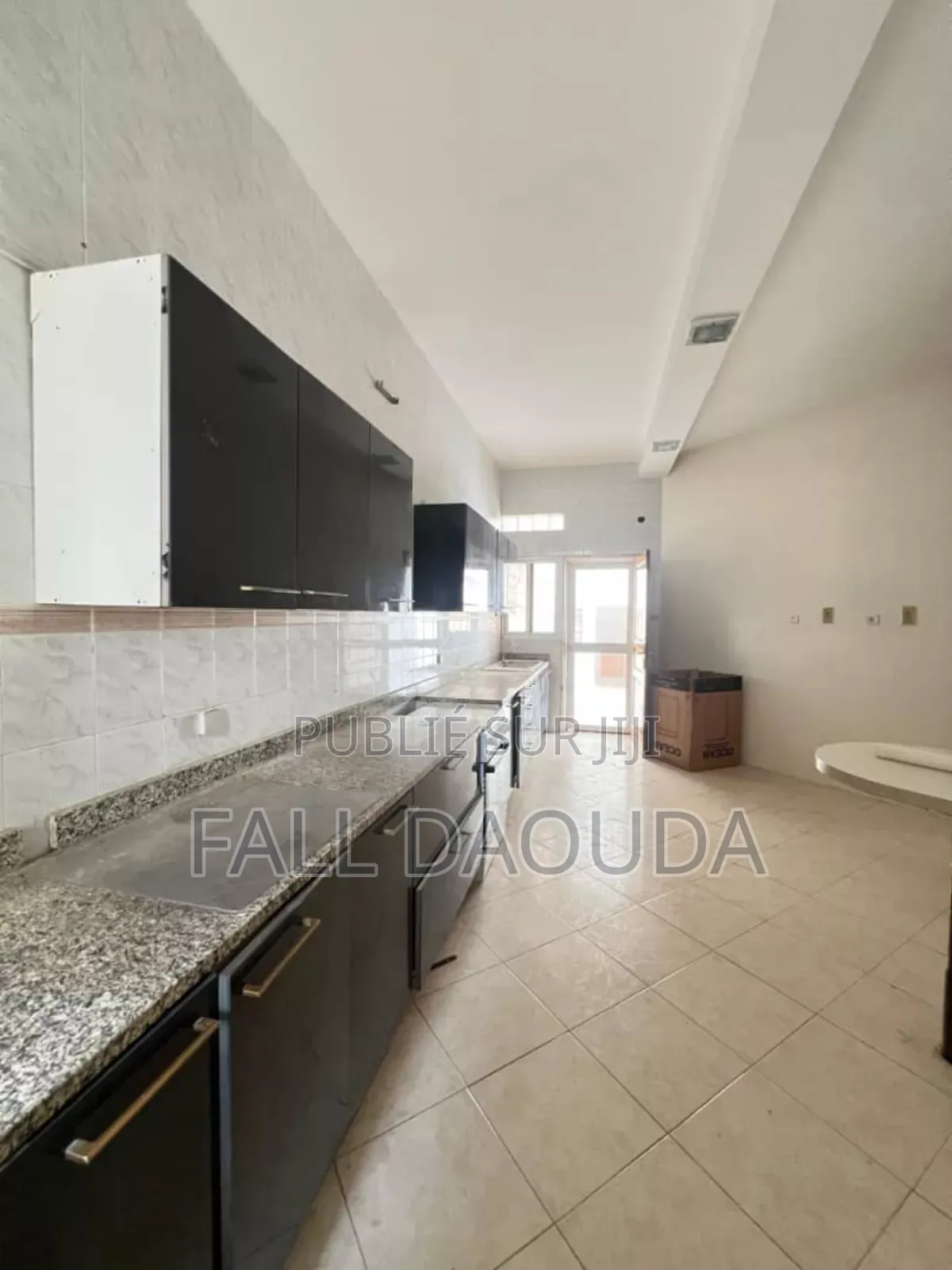 1chbre Villa dans Villa, Ngor à Louer