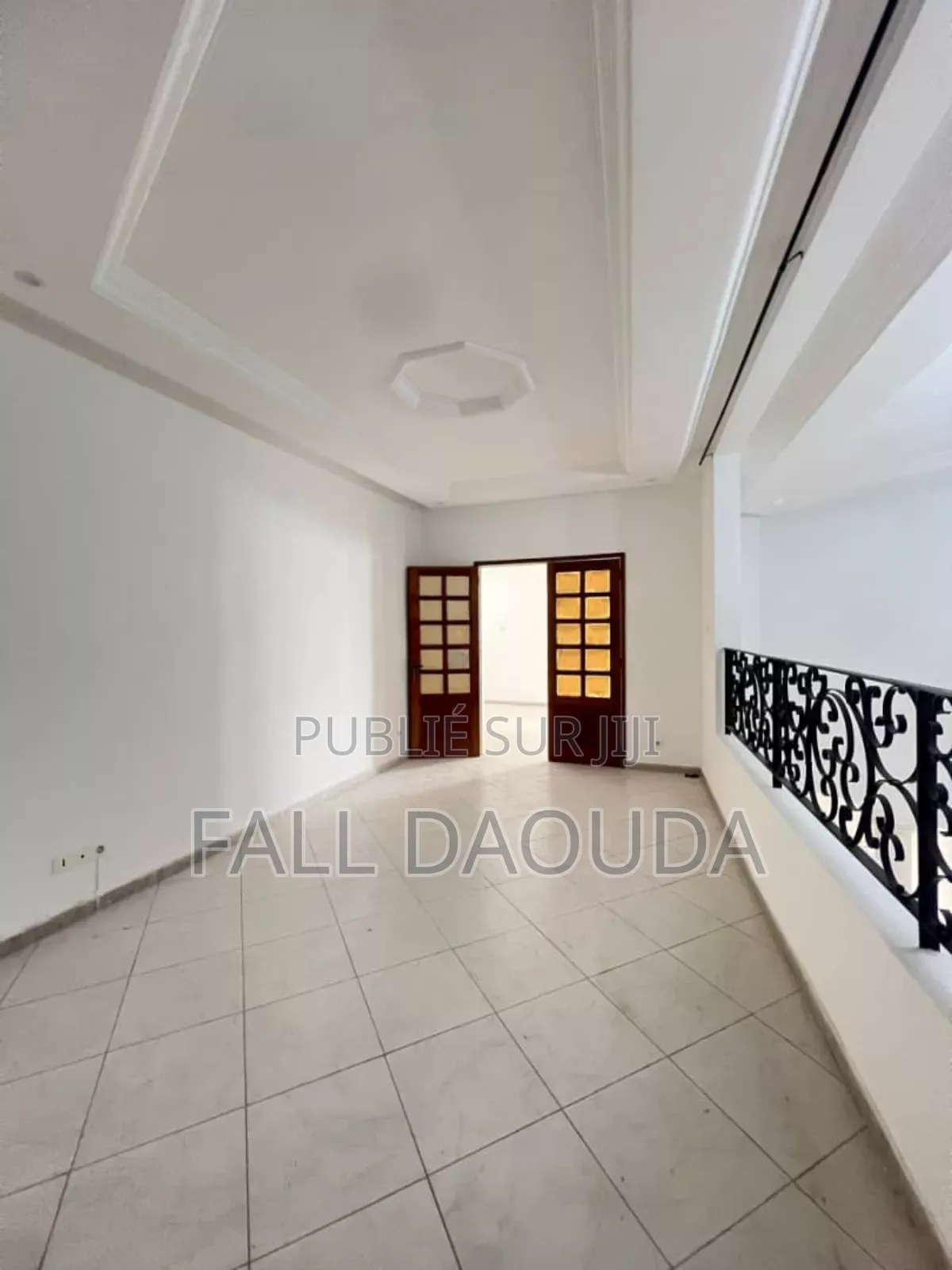 1chbre Villa dans Villa, Ngor à Louer