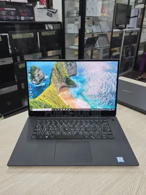 Photo - Ordinateur Portable Dell XPS 15 16GB Intel Core I7 SSD 512GB