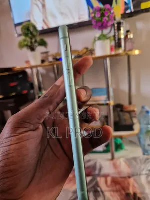 New Apple iPhone 11 128 GB