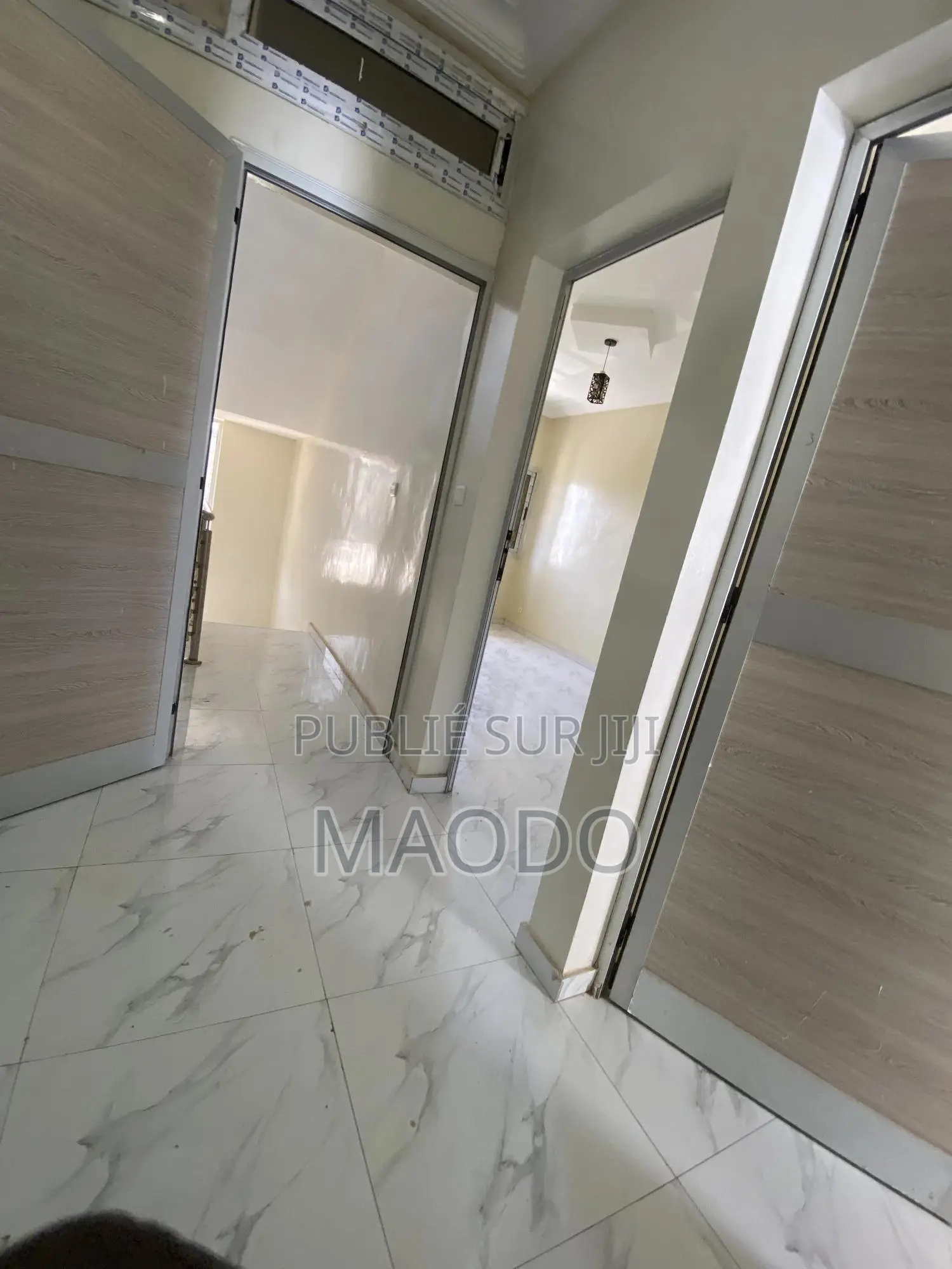 4chbre Appartement dans Rufisque à Louer