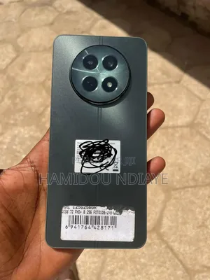 Photo - New Realme 12 5G 256 GB Violet