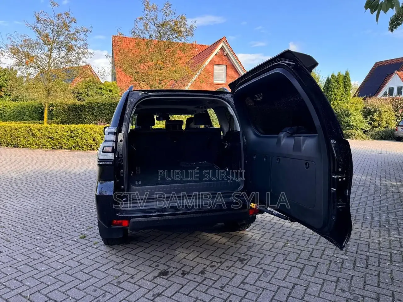 Toyota Land Cruiser Prado 2.7 2022 Black