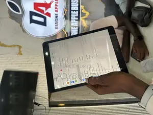 New Apple iPad Air (2022) 32 GB Argenté