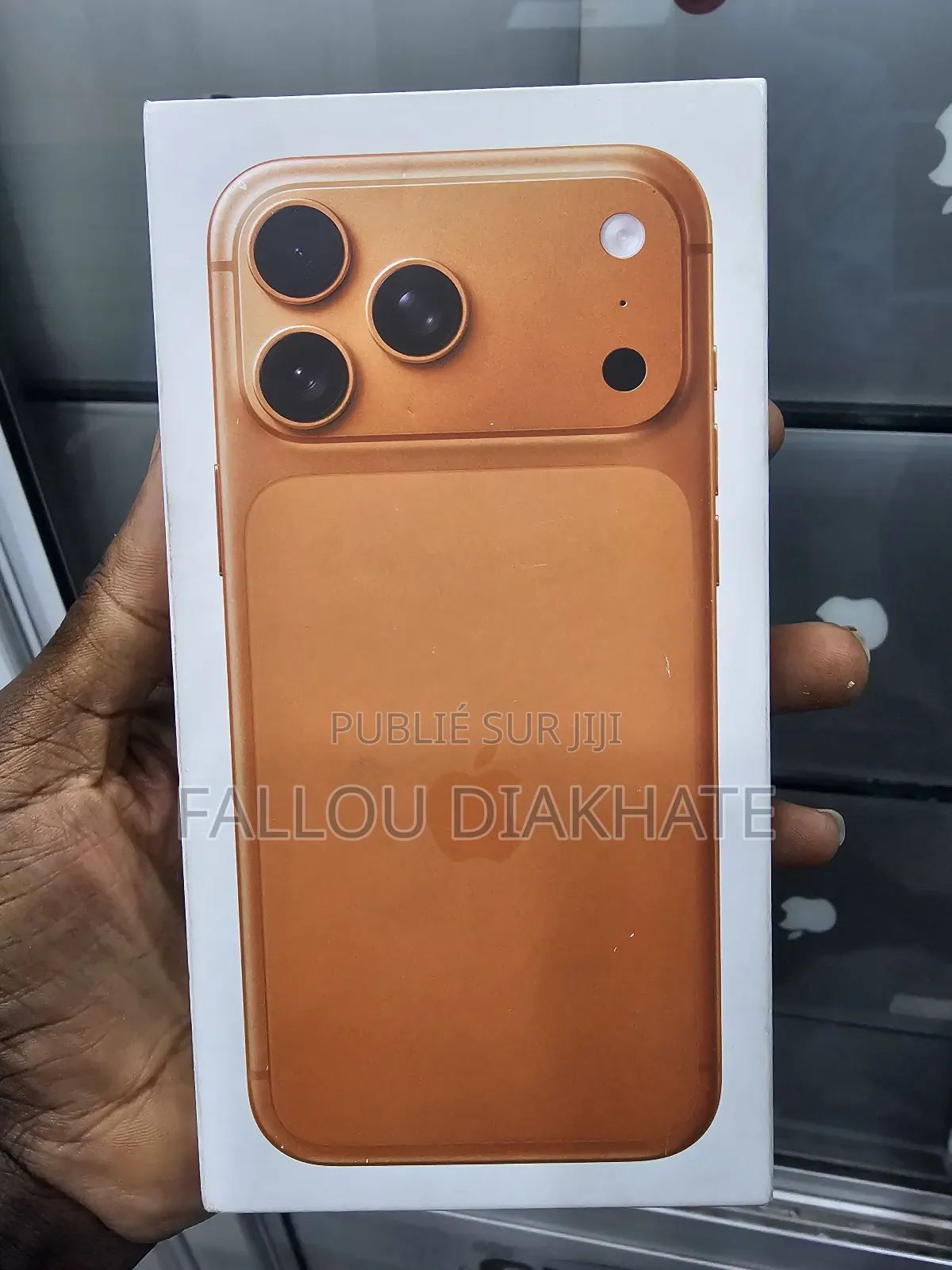 New Apple iPhone 17 Pro Max 256 GB Orange