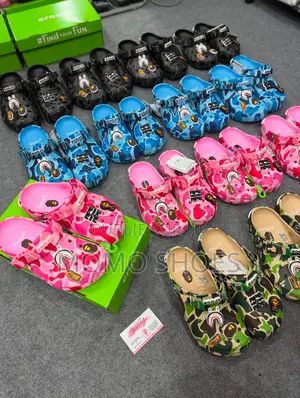 Photo - Crocs X Bape Camo Shark – Édition Limitée 