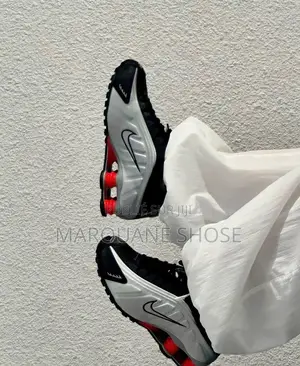 Chaussure Nike Shox Lt