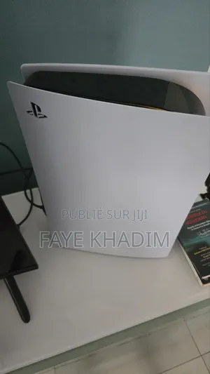 Photo - Ps5 en Trés Bon État