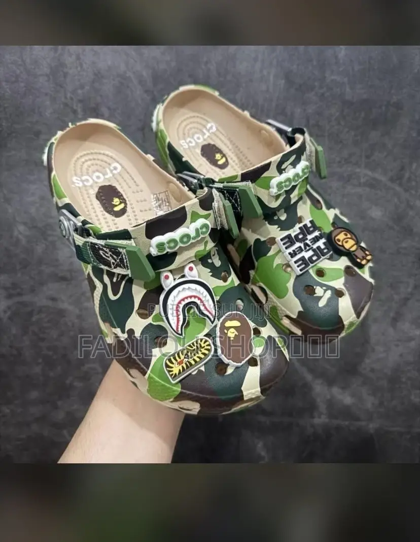 Crocs Bape