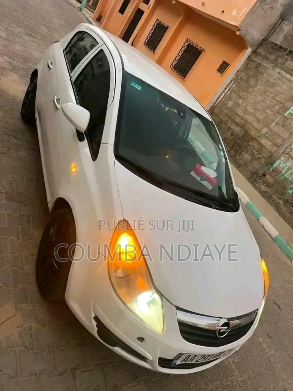 Opel Corsa 1.4 Enjoy Flex-Fix 2010 Blanc cassé