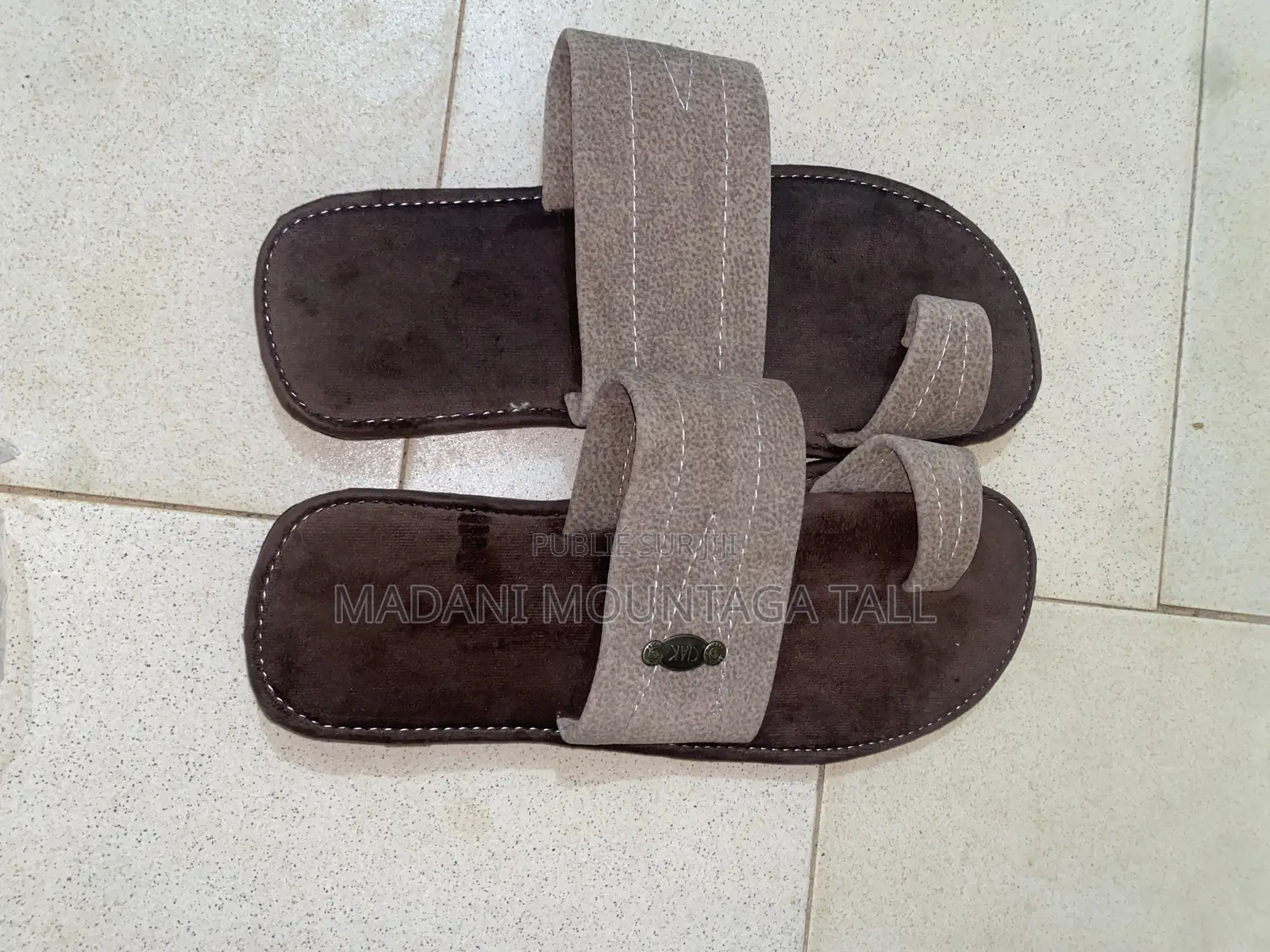 Je Vend Des Chaussures (Sandales)