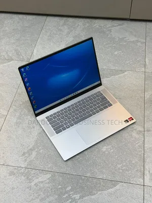 Photo - New Dell Inspiron 16 5620 16GB AMD Ryzen 5 SSD 512GB