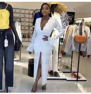 Photo - Robes Fente Manches Longues