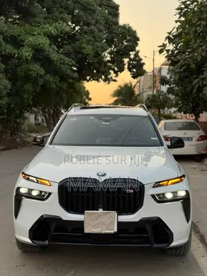Photo - BMW X7 2024 Blanc