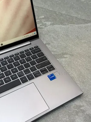 New Ordinateur Portable HP ZBook 14 16GB Intel Core I5 SSD 512GB