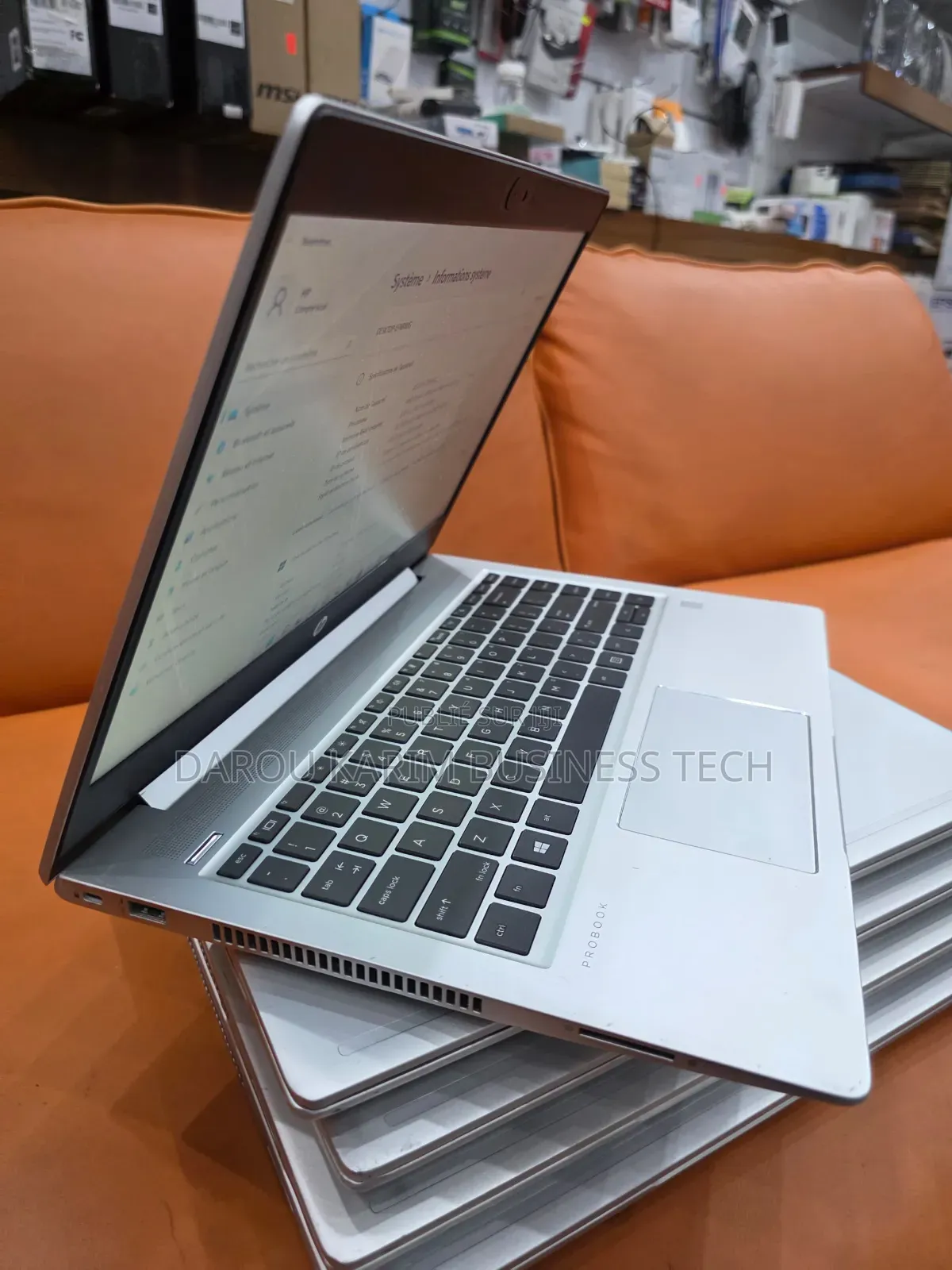 New Ordinateur Portable HP ProBook 440 G7 8GB AMD Ryzen 3 HDD+SSD 500GB