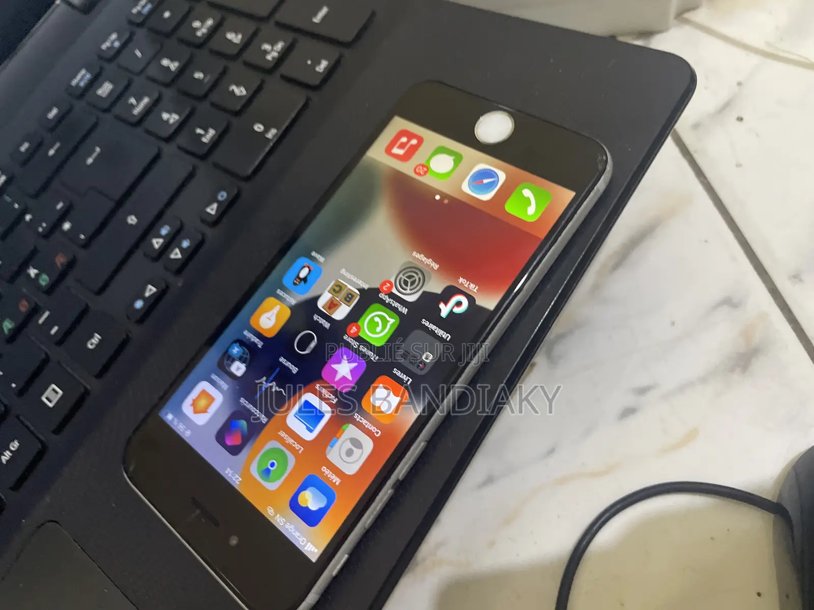 Apple iPhone 6s 16 GB Gris