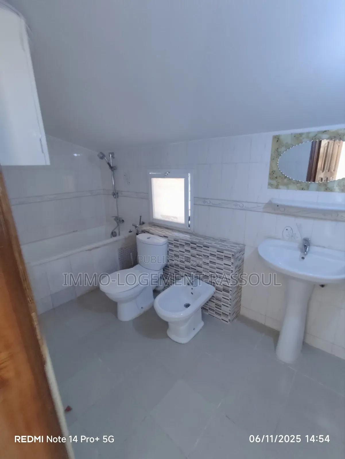 5chbre Villa dans , Mermoz Sacré-Cœur à Louer