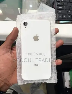 Photo - New Apple iPhone XR 256 GB Blanc