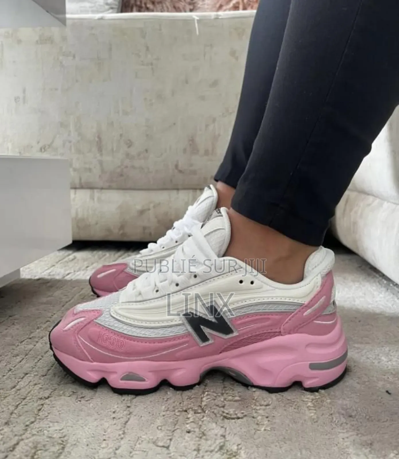 New Balance Sneakers 1000 Disponible