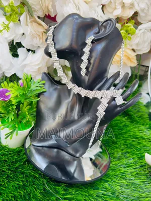 Photo - Fatima Shine