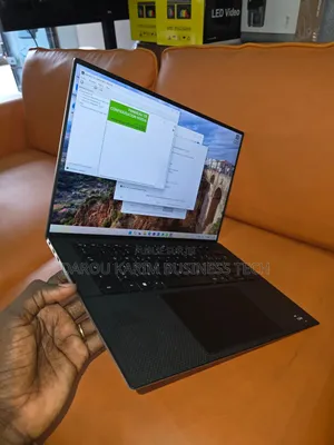 Photo - New Ordinateur Portable Dell XPS 15 9530 32GB Intel Core I9 SSD 1T