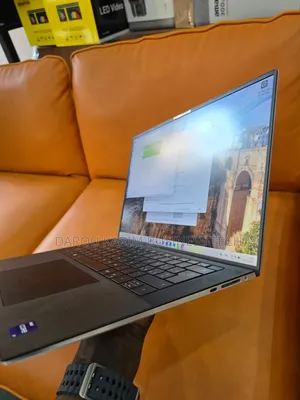 New Ordinateur Portable Dell XPS 15 9530 32GB Intel Core I9 SSD 1T