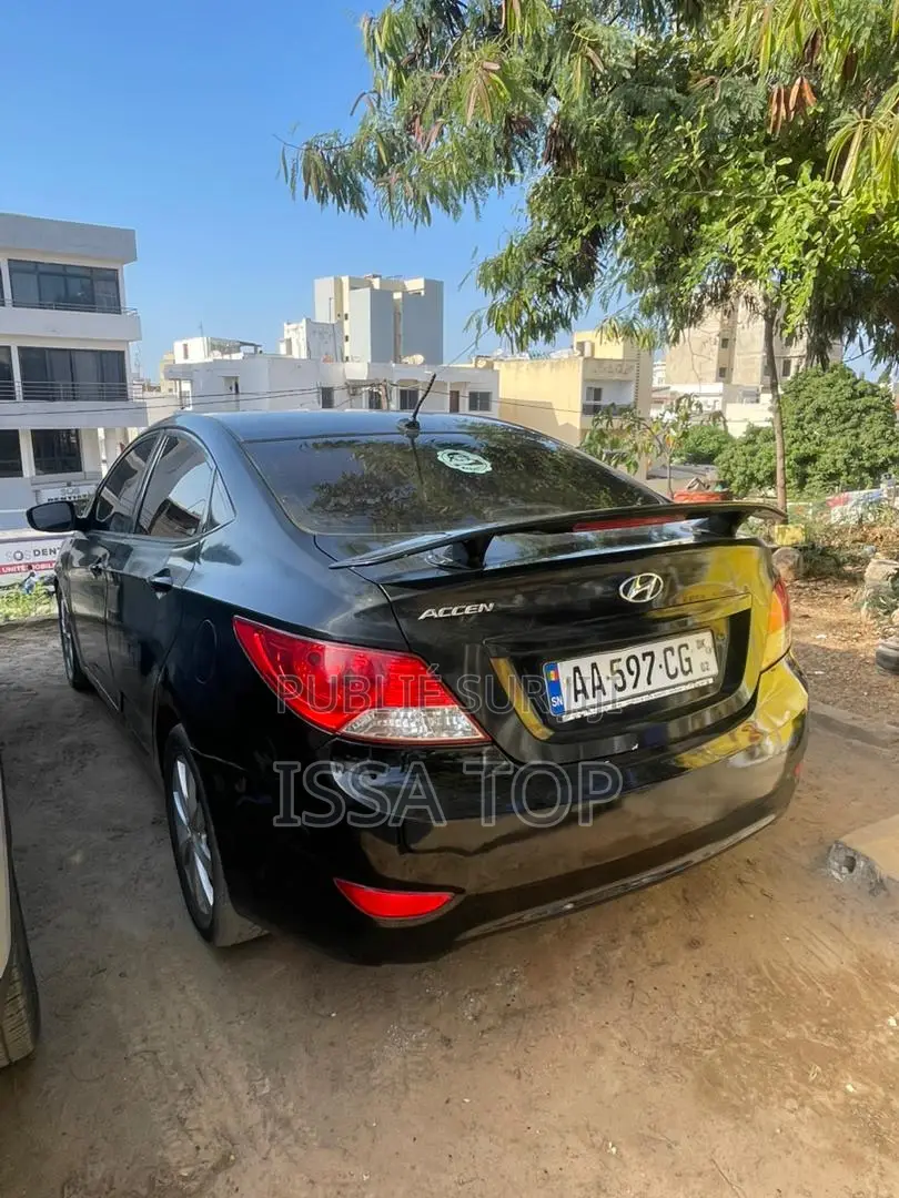 Hyundai Accent 2012 Black