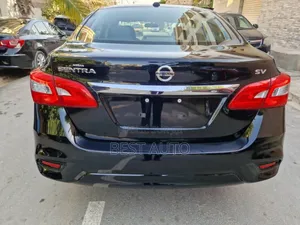 Nissan Sentra 2018 Noir