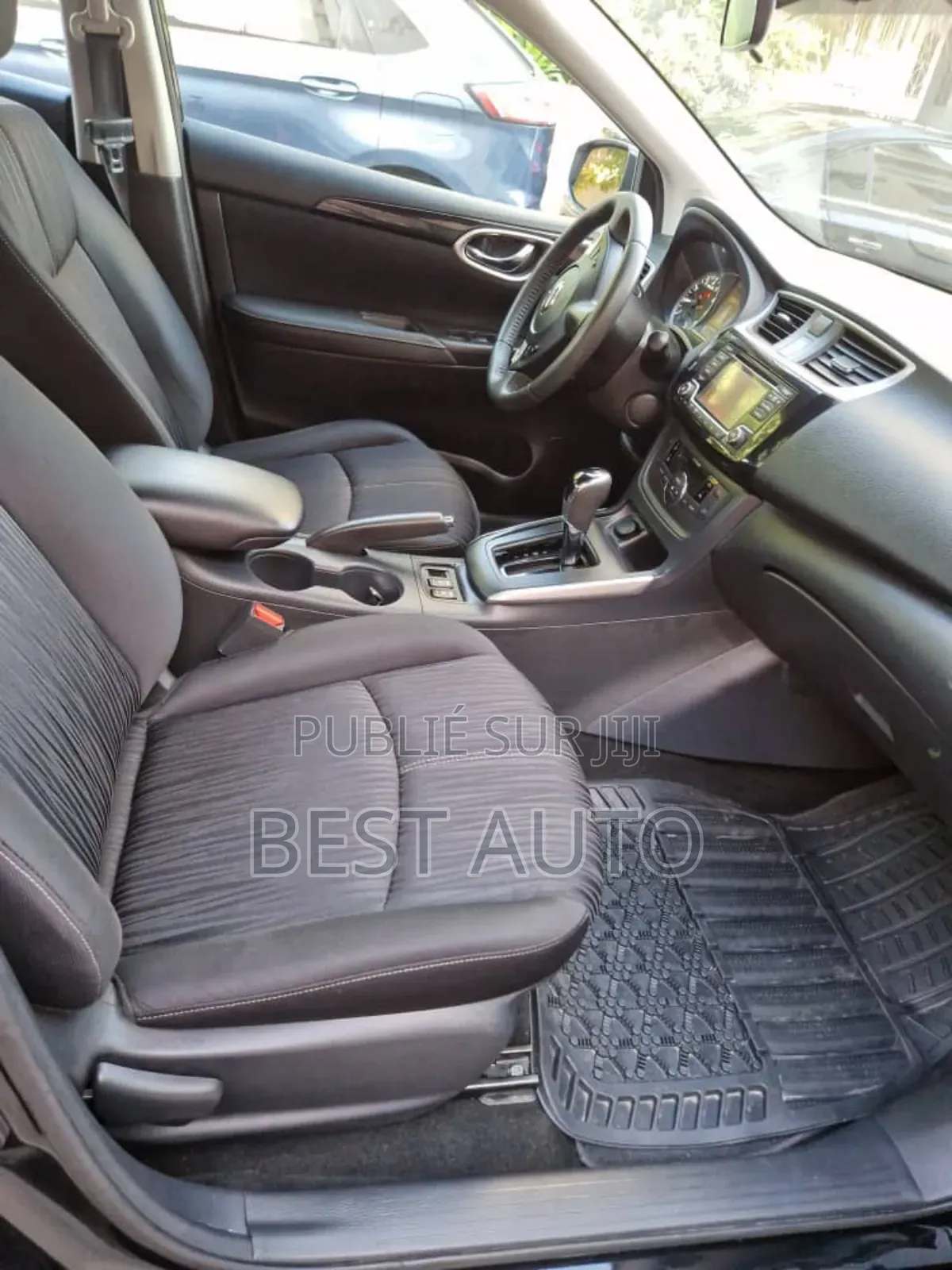 Nissan Sentra 2018 Noir