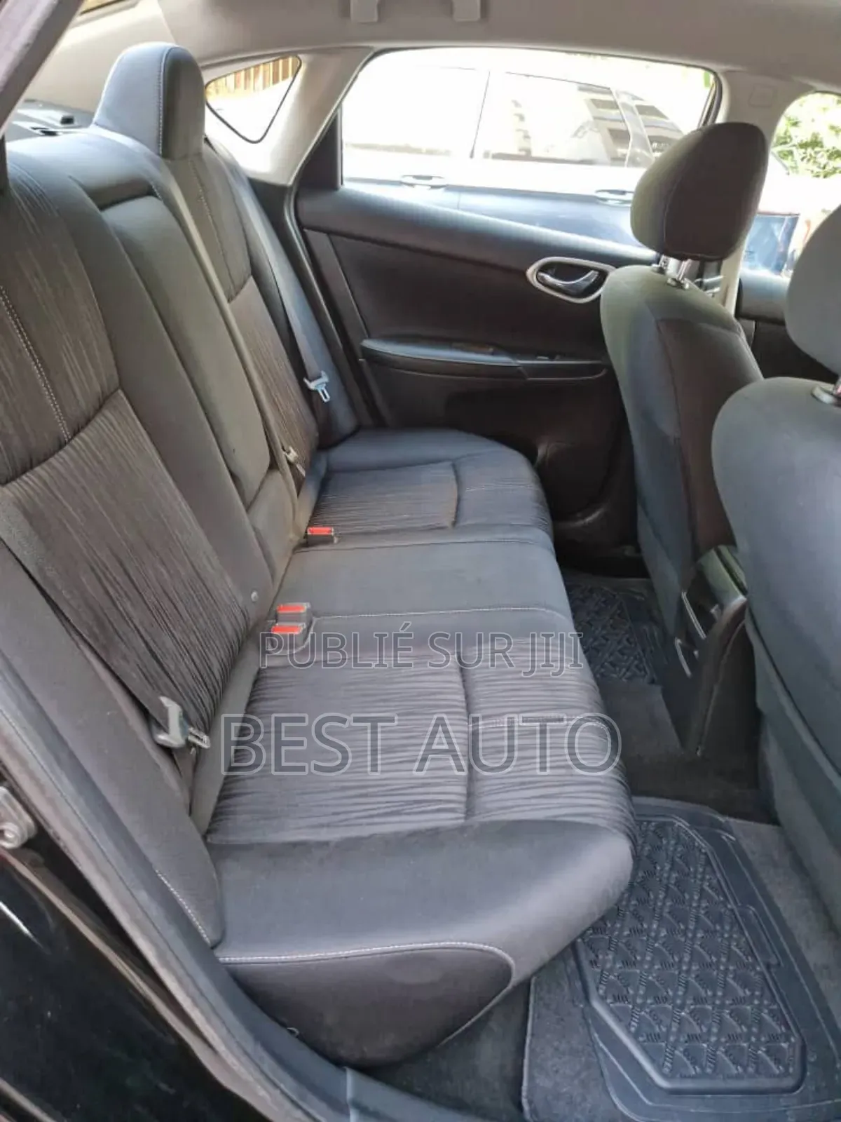 Nissan Sentra 2018 Noir