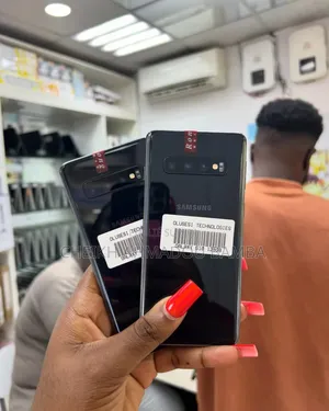 New Samsung Galaxy S10 128 GB