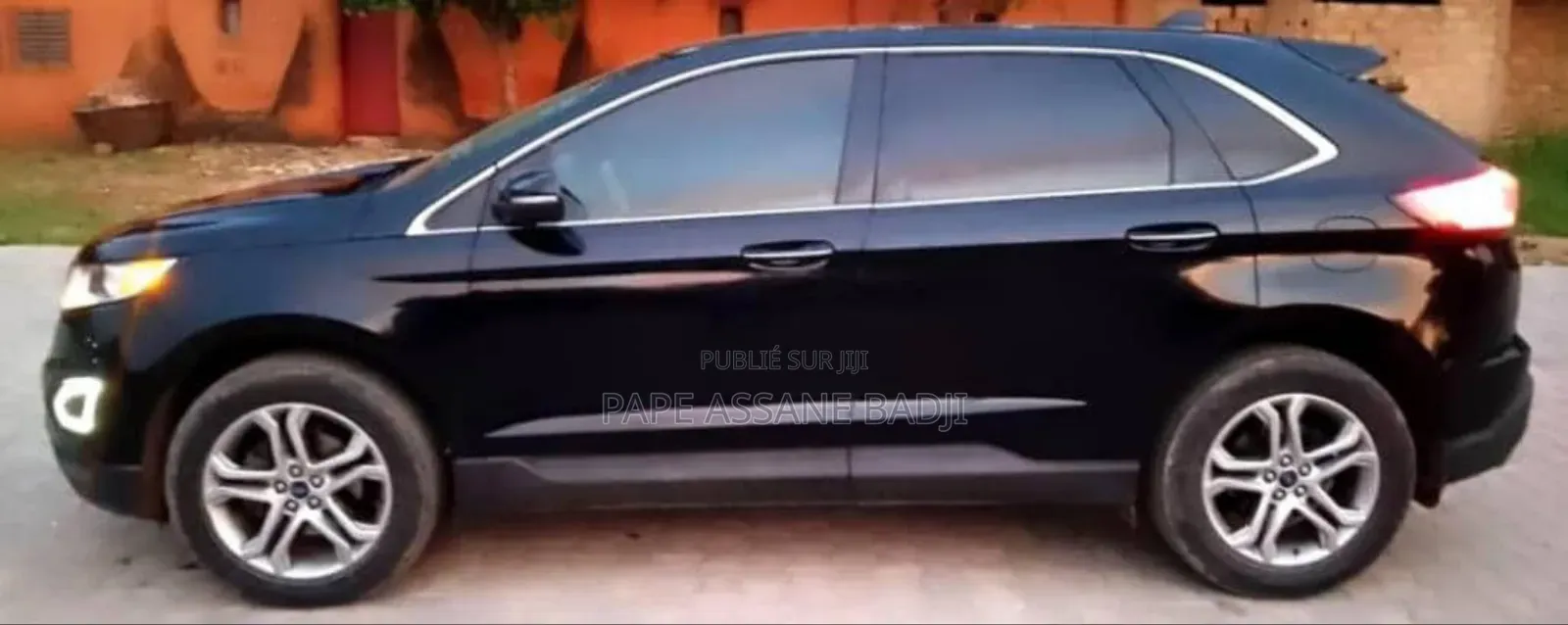 Location Ford Edge Titanium 2017