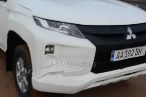 Mitsubishi L200 2021 Blanc