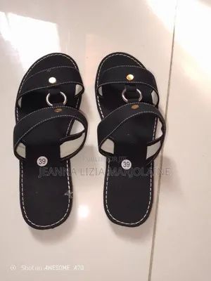 Photo - Sandales Non Utilisées