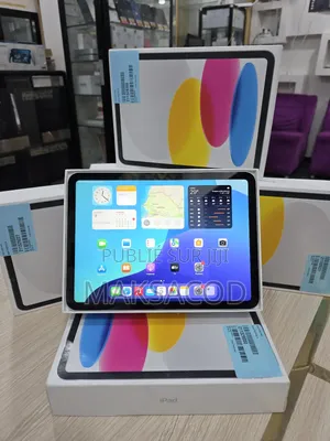 Photo - Apple iPad (2025) 128 GB Argenté