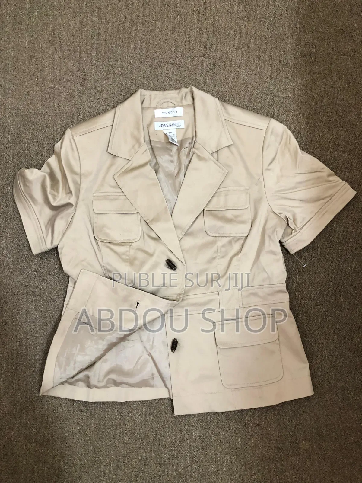 Friperie Différent Modèles Disponibles