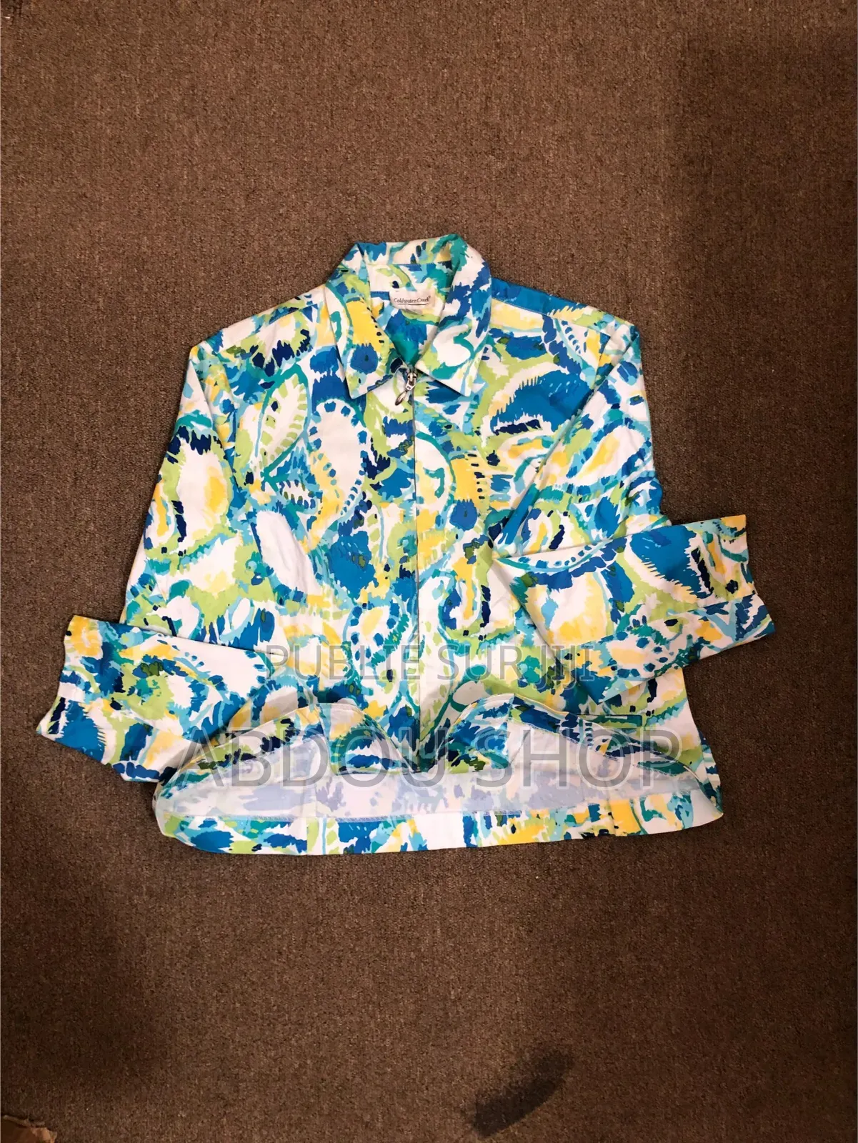 Friperie Différent Modèles Disponibles