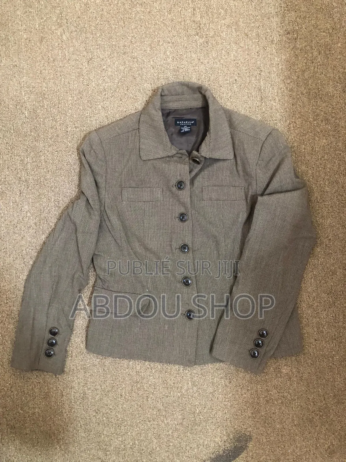 Friperie Différent Modèles Disponibles