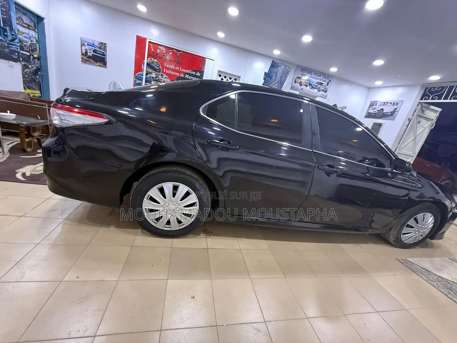 Toyota Camry LE FWD 2020 Black
