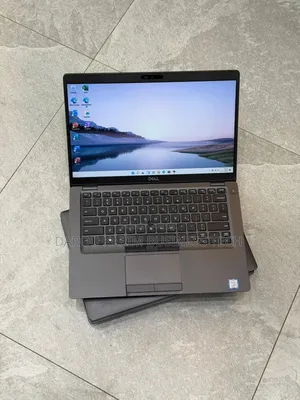 Photo - New Ordinateur Portable Dell Latitude 5400 16GB Intel Core I7 SSD 256GB