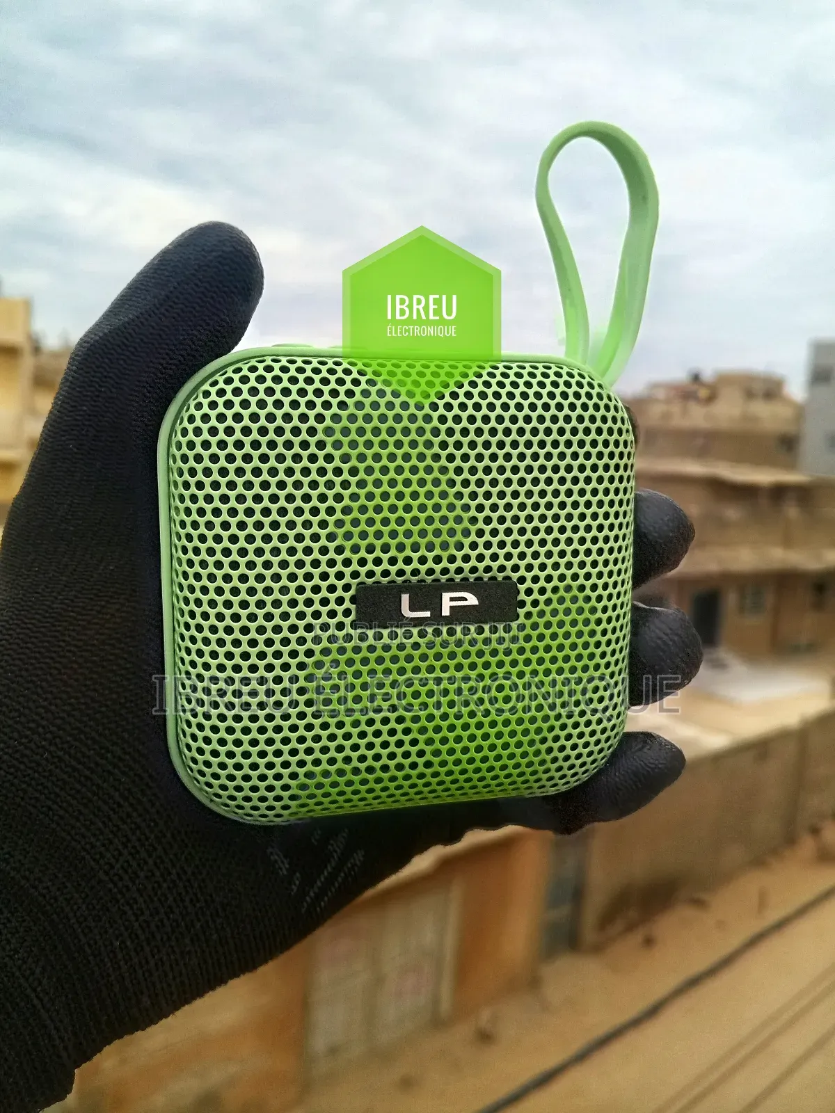  Enceinte Bluetooth Lp – Puissante Résistante
 Prix : 6.000 Fr