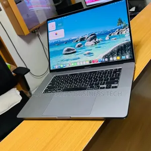 New Apple MacBook Pro 2019 16GB Intel Core I7 SSD 512GB
