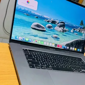 New Apple MacBook Pro 2019 16GB Intel Core I7 SSD 512GB