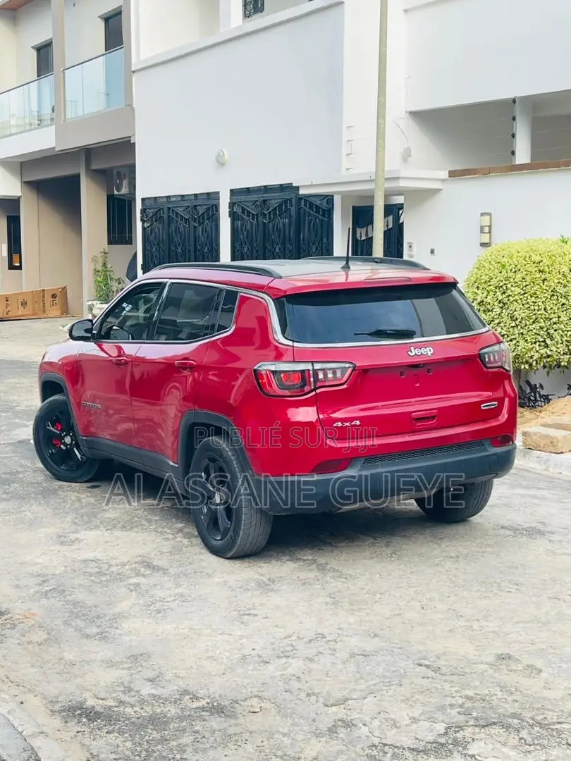 Jeep Boussole Latitude 4x4 2018 Rouge